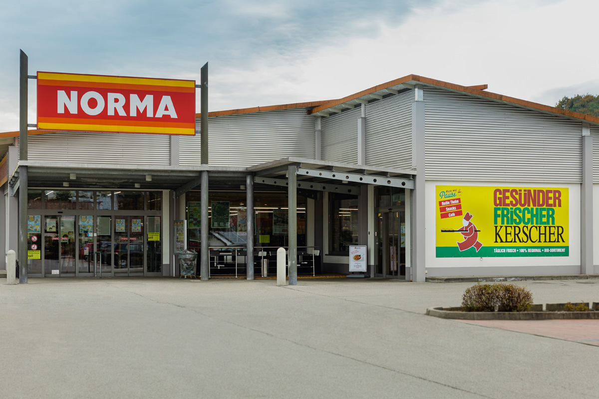 Landbäckerei Kerscher - Fürstenstein NORMA außen Landbäckerei Kerscher - Fürstenstein NORMA außen