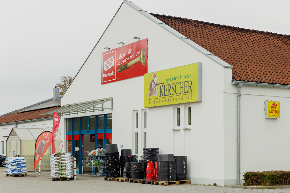 Landbäckerei Kerscher - Winzer beim Netto Markt außen Landbäckerei Kerscher - Winzer beim Netto Markt außen
