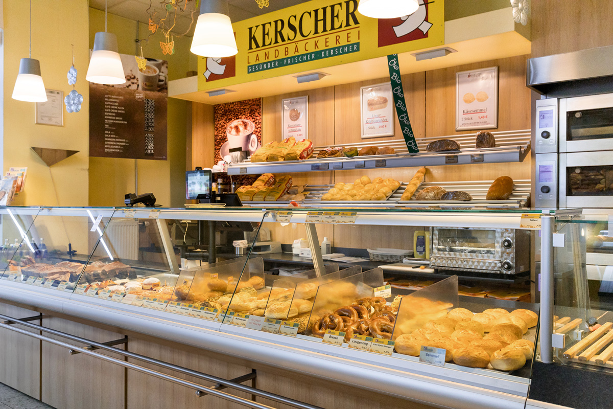 Landbäckerei Kerscher - Winzer beim Netto Markt außen Landbäckerei Kerscher - Winzer beim Netto Markt außen